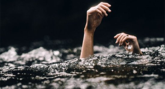 یک نوجوان اهوازی در کارون غرق شد