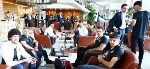 یحیی، مصدوم و محروم را به قطر برد! (عکس)