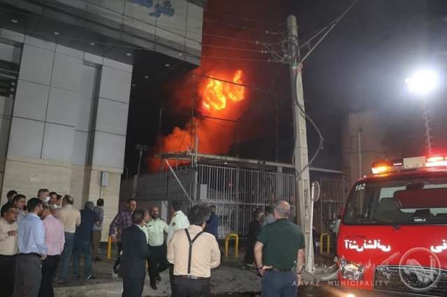 خزانه اسناد بانک ملی مرکزی اهواز محفوظ ماند