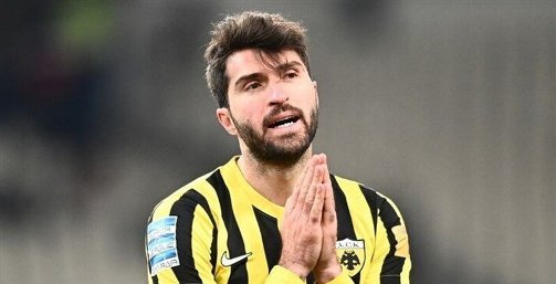 دعوت عجیب قلعه‌نویی از بازیکن ۳۳ ساله!