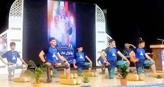 با شکوه ترین قدردانی خانواده ورزش خوزستان از یک پهلوان