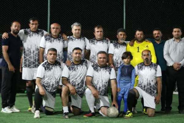 دیدار پیشکسوتان فوتبال در مسجدسلیمان