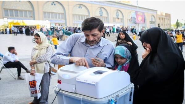 پیوند مشارکت فرهنگی و سیاسی در نمایشگاه کتاب!