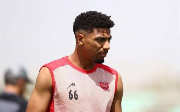 مدافع پرسپولیس مشتری خارجی پیدا کرد مدافع پرسپولیس مشتری خارجی پیدا کرد