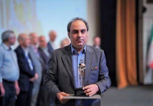 مهر تایید استاندار خوزستان بر گمارش مرد سال فولاد کشور مهر تایید استاندار خوزستان بر گمارش مرد سال فولاد کشور