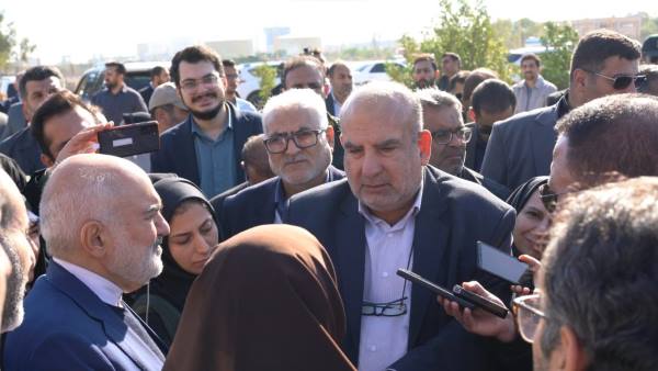 ساخت نیروگاه برق و افزایش برداشت سبز نیشکر