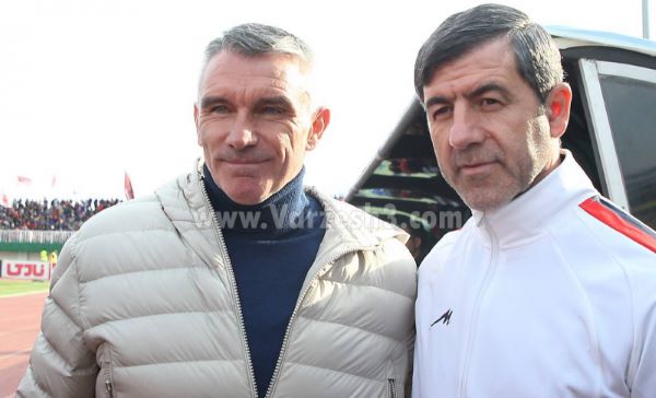 پرهیز آقا کریم از لباس سرمربیگری (عکس)