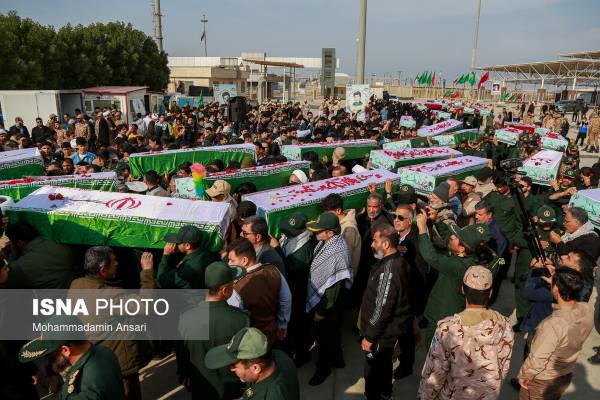 بازگشت پیکر مطهر ۴۱ شهید دفاع مقدس از مرز شلمچه