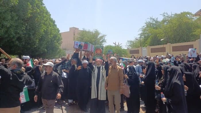 تشییع پیکر سردار شهید محرابی و شماری از شهیدان تجاوز رژیم صهیونیستی در اهواز 