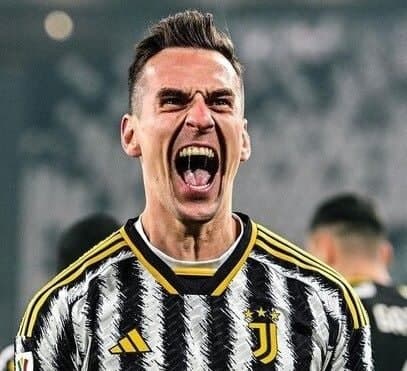  مهاجم لهستانی هم‌بازی سردار آزمون شد