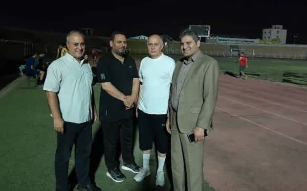 داوران فوتبال خوزستان بهخط شدند داوران فوتبال خوزستان بهخط شدند