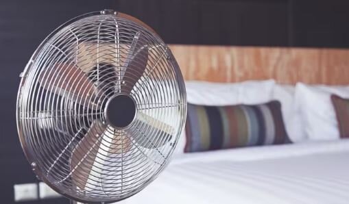 در گرما از پنکه استفاده نکنید!