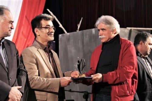 کاش نشانهای هنری تاثیری هم بر معیشت هنرمندان بازنشسته داشت کاش نشانهای هنری تاثیری هم بر معیشت هنرمندان بازنشسته داشت