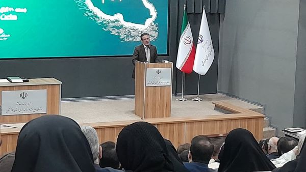 سیلاوی: سفره روح ما از کتاب خالی است سیلاوی: سفره روح ما از کتاب خالی است