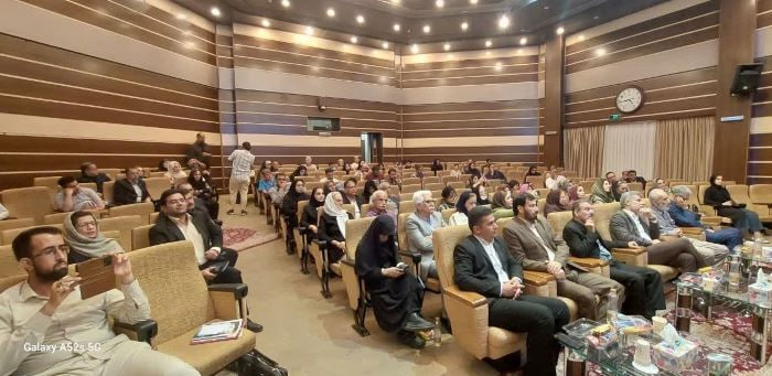 هوش مصنوعی، قاتل «شبه شاعران» است، نه ادبیات راستین