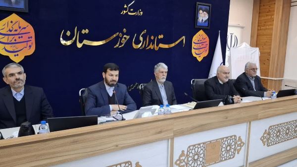 وزیر فرهنگ وارد خوزستان شد وزیر فرهنگ وارد خوزستان شد