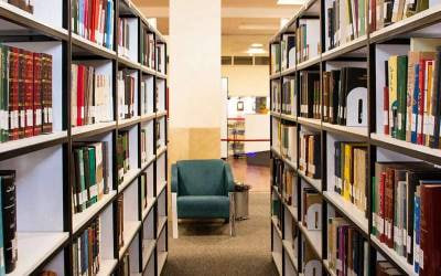 ۴ کتاب سیاسی که دنیا را تکان دادند