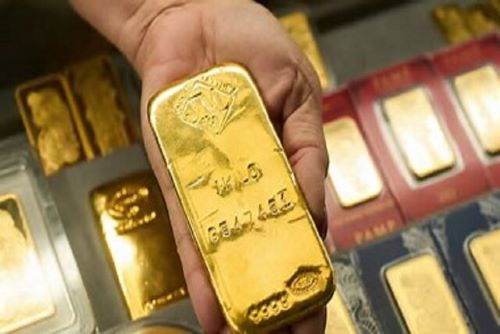 طلا مرز ۵۰۰۰ دلار را درهم شکست